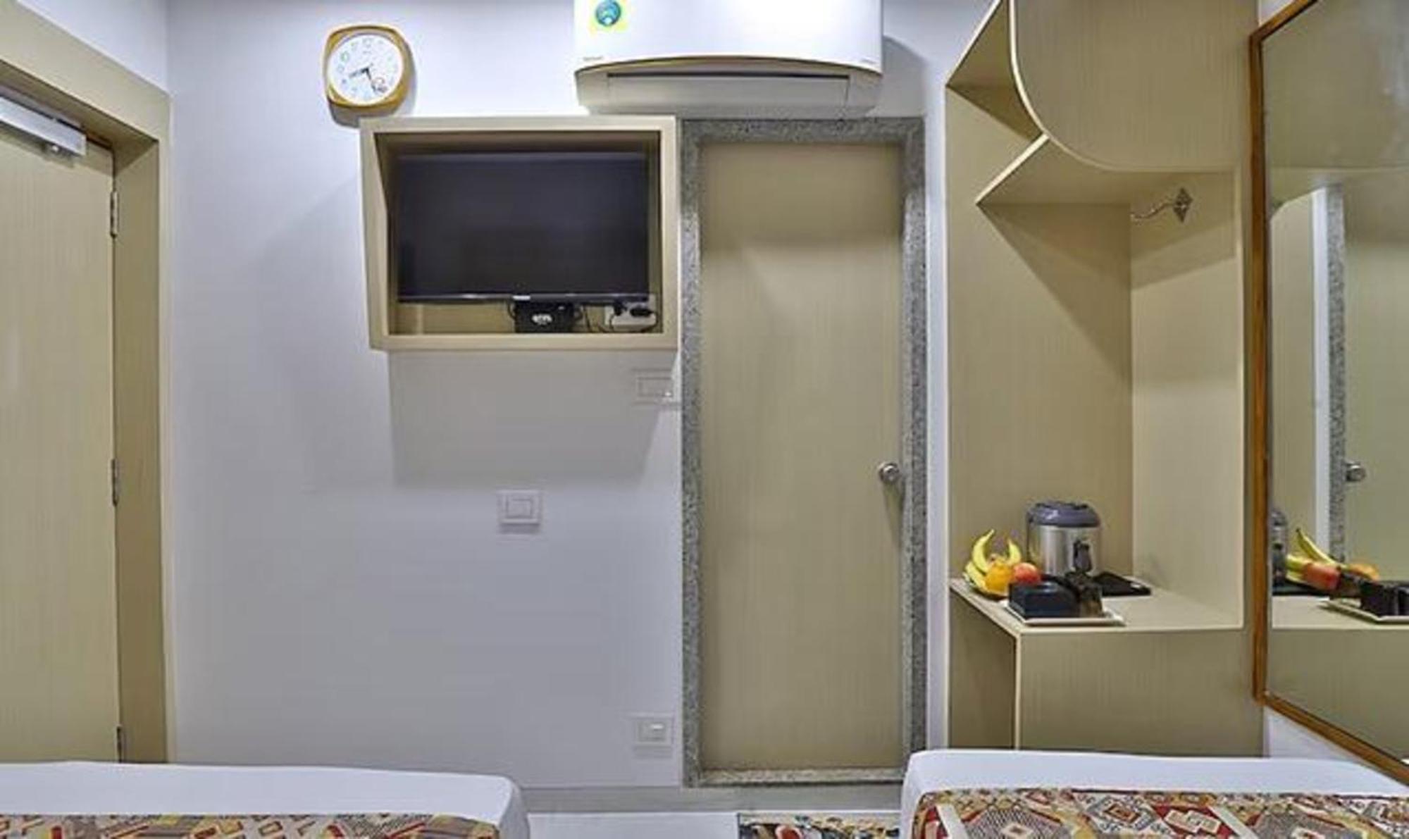 Fabhotel Prime Legend Сурат Экстерьер фото