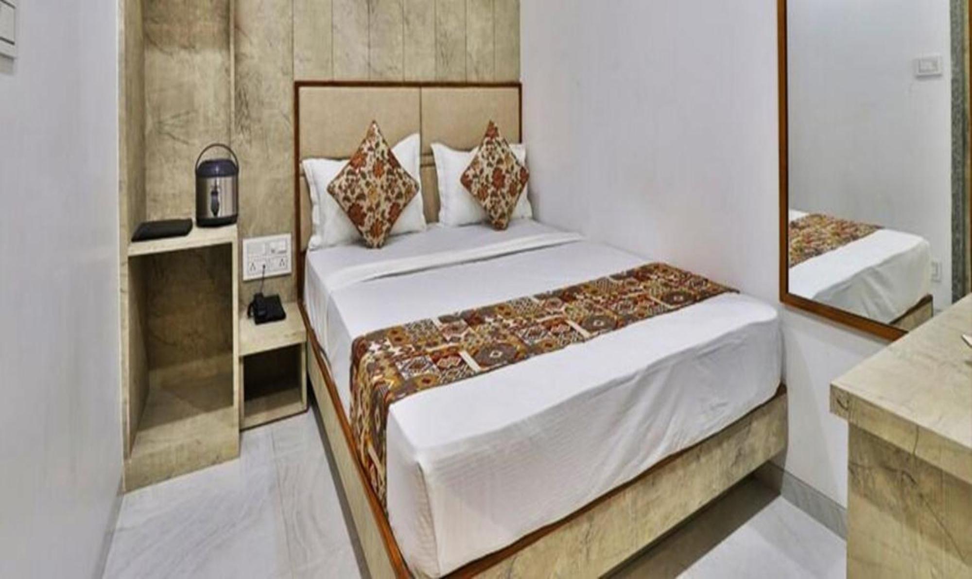 Fabhotel Prime Legend Сурат Экстерьер фото
